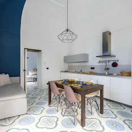 Leticia'S Apartment By Wonderful Italy Naples Exterior photo